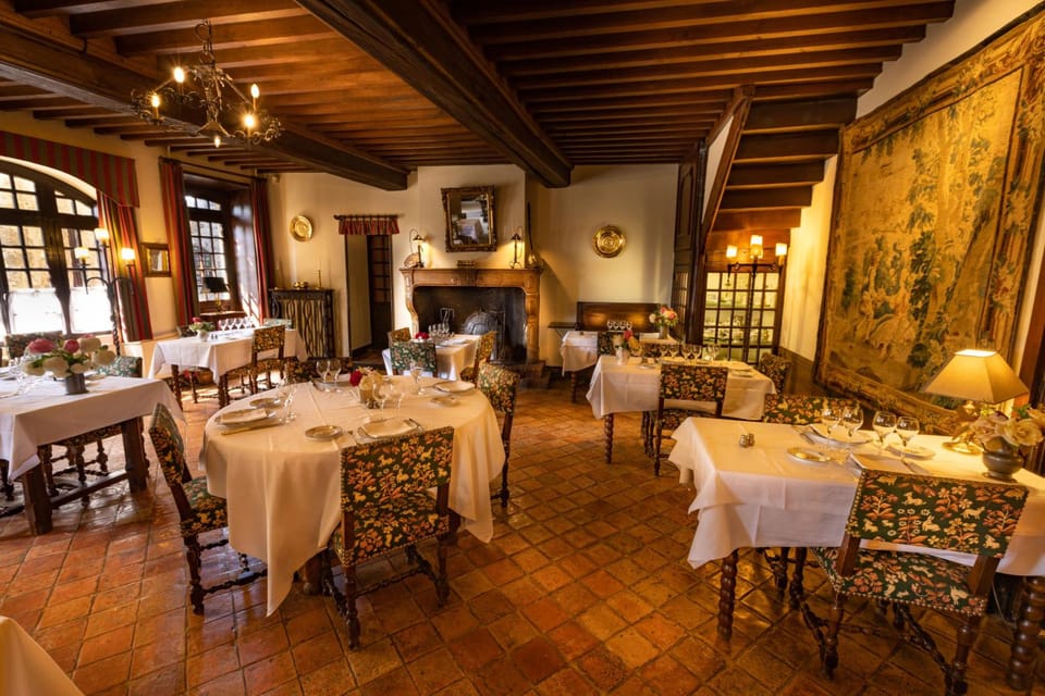 Hostellerie du Vieux Perouges Hotel in Auvergne-Rhône-Alpes
