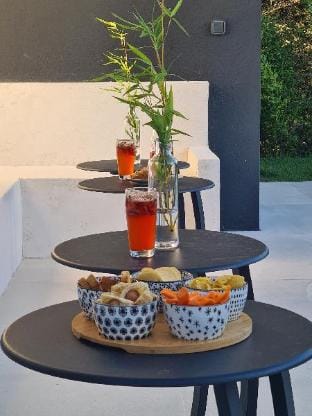 Villa de Luxe en Provence - Piscine chauffée, Puget France Hotel in Provence-Alpes-Côte d'Azur