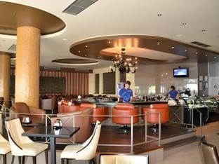 Bar/lounge