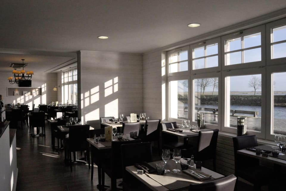 Hotel du Port et des Bains Hotel in Hauts-de-France