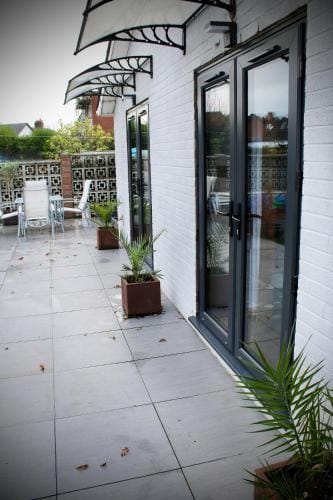 Park Lane Rooms Hotel in Bailey Park
