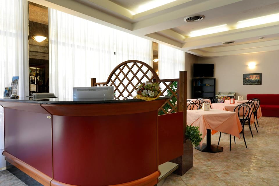 Shared lounge/TV area