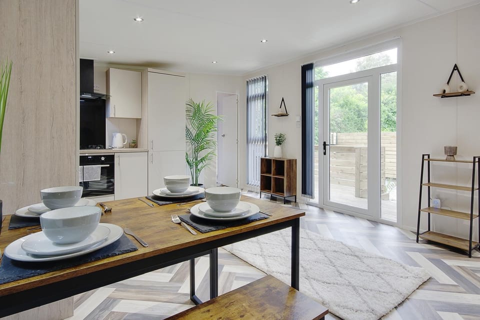 Little Paddock Lodges Lodge in East Dorset District