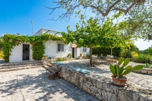 Villa Lavanda by Rentbeat Hotel in Province of Taranto