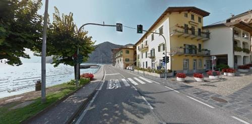 Ca del Lac Rooms Hotel in Province of Brescia