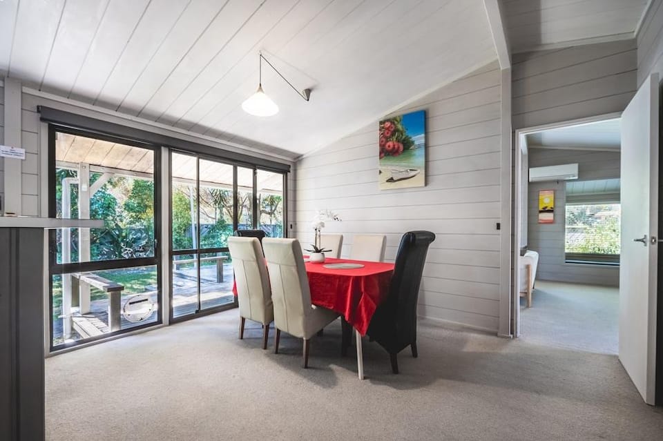 Orewa Motor Lodge Motel in Auckland Region