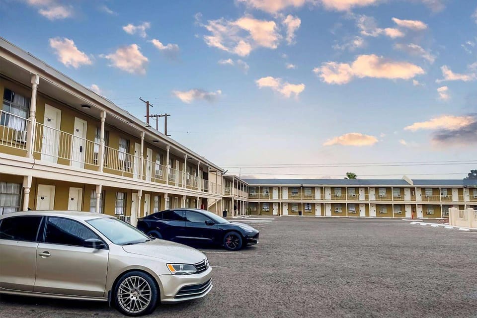 Super 8 by Wyndham Blythe Hotel in Blythe
