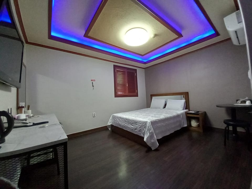 Suwon Station Prince Motel in Gyeonggi-do