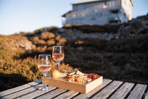 Ben Lomond Creek Cabins Hotel in Tasmania