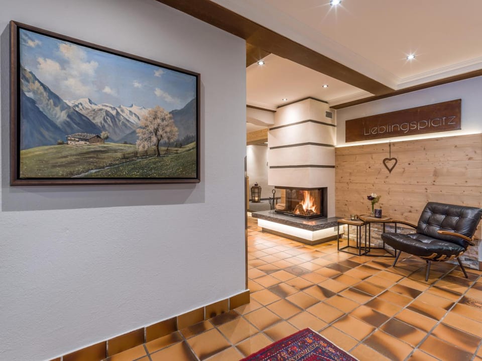 Hotel Waldfriede - Der Logenplatz im Zillertal Hotel in Tyrol