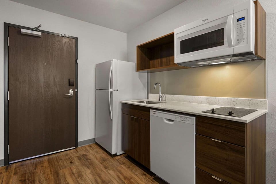 WoodSpring Suites Yorktown Newport News Hotel in Newport News