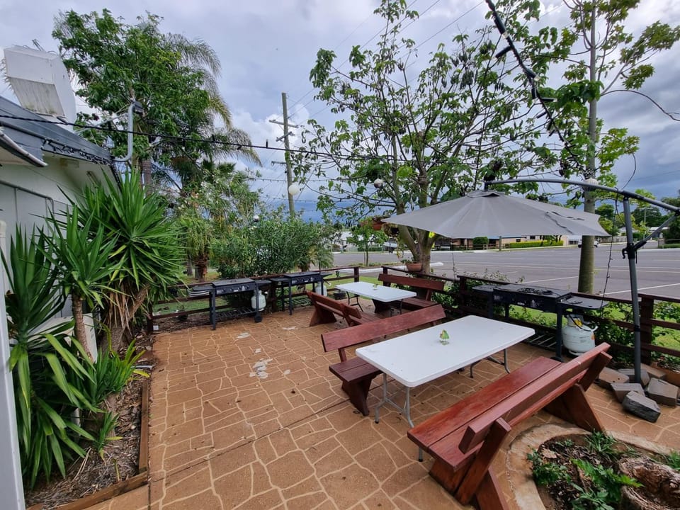 Y Motels Yarraman Motel in Queensland