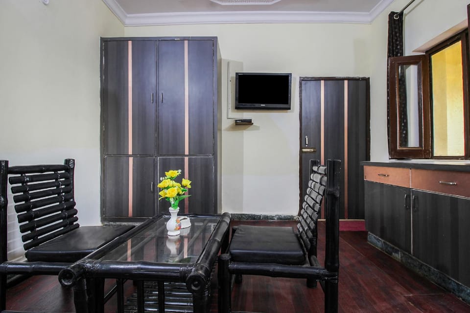 OYO Flagship Highway Residency Hotel in Uttarakhand
