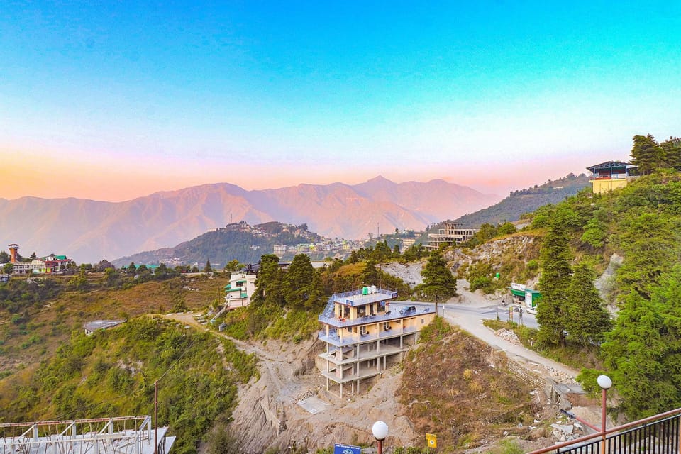Hotel Binog Breeze Hotel in Uttarakhand
