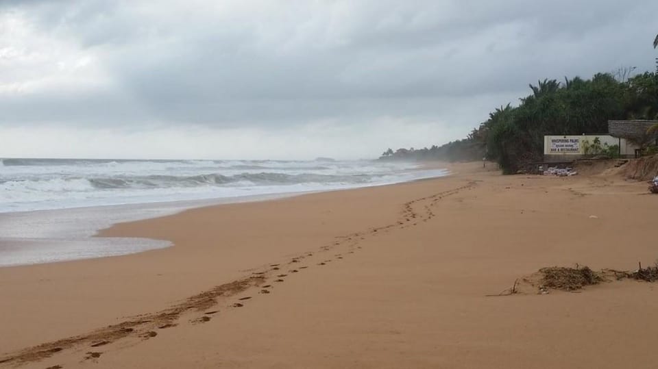Sea Breeze Hotel in Western Province