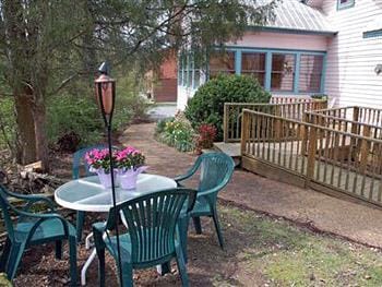 Smokies Bed and Breakfast Hotel in Pigeon Forge