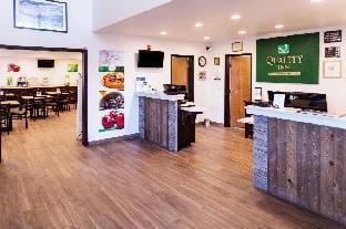 Cottage Grove Inn Hotel in Cottage Grove