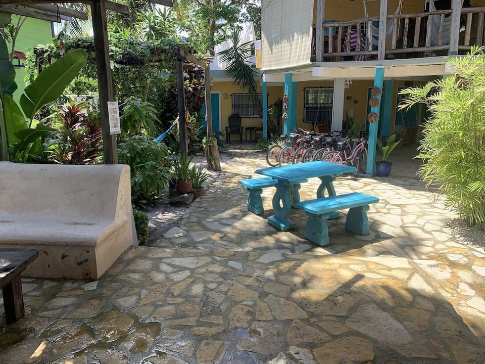 All Seasons Guest House Hotel in Hopkins