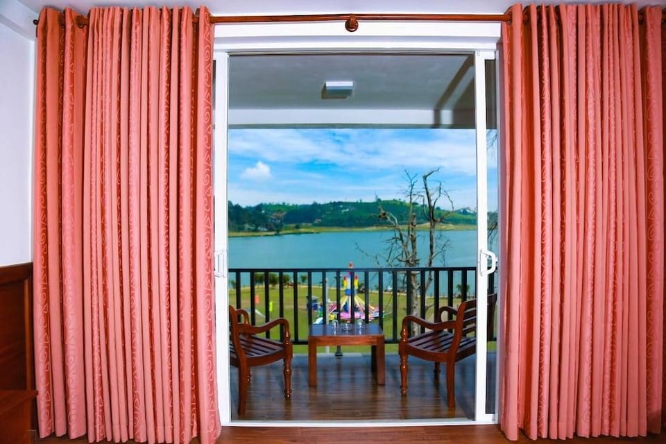 Royal Lake Hotel Hotel in Nuwara Eliya