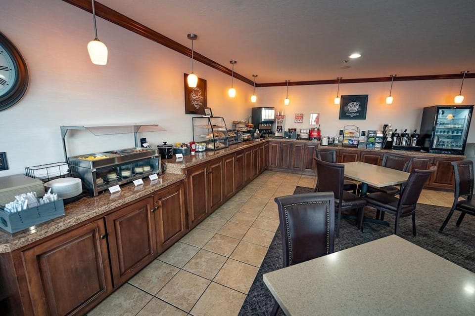 Christopher Inn and Suites Hotel in Chillicothe