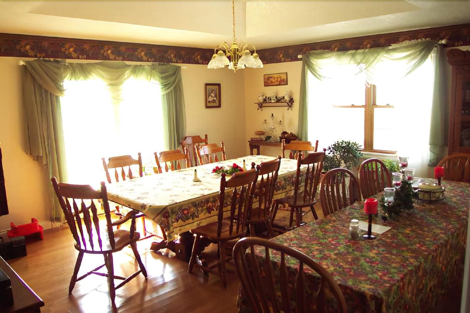 Heritage Homestead Inn Hotel in Indiana