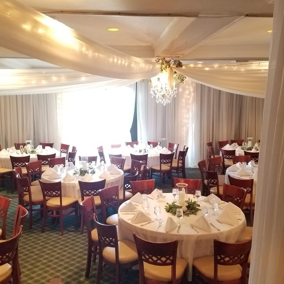 Hill House Inn Hotel in Mendocino