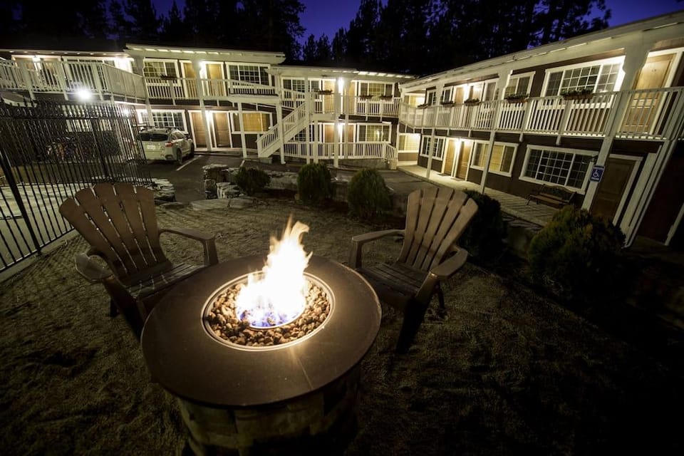 Avalon Lodge South Lake Tahoe Hotel in Stateline