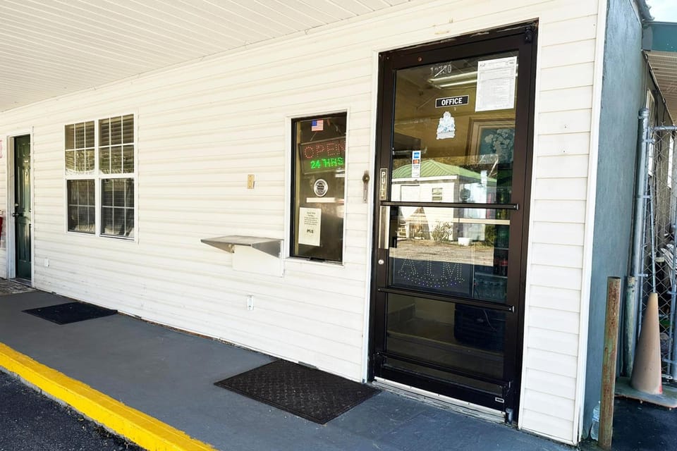 Sparta Seven Motel By OYO near Milledgeville Hotel in South Carolina