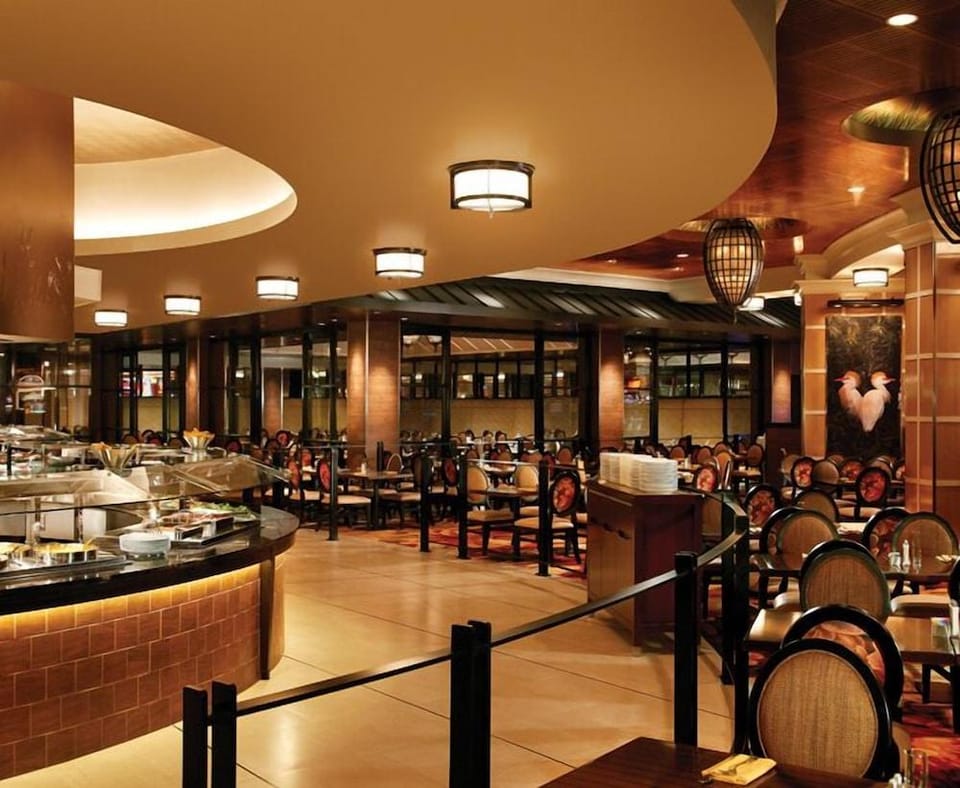 L'Auberge Baton Rouge Hotel in Baton Rouge