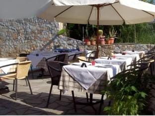 Lola's Hotel Apartment hotel in Platanias