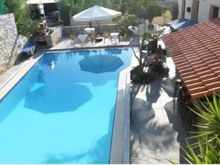 Lola's Hotel Apartment hotel in Platanias
