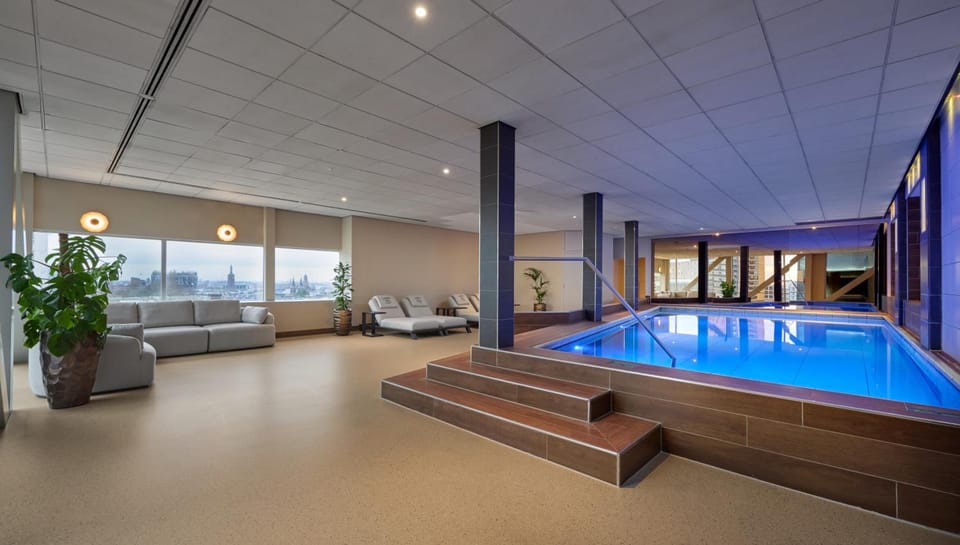 Haven Hotel Rotterdam, Curio Collection by Hilton Hotel in Rotterdam