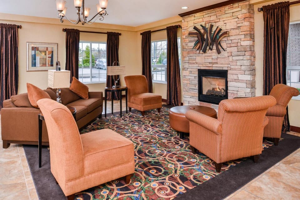 Holiday Inn Express Hotel & Suites Portland - Jantzen Beach By IHG Hotel in Vancouver