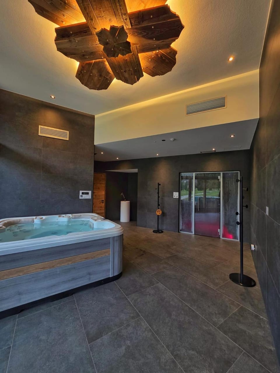 Hot tub