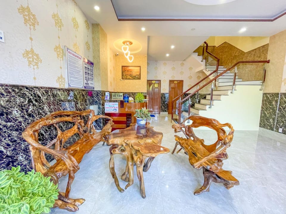 Khach san Trieu Dang Hotel in Vietnam
