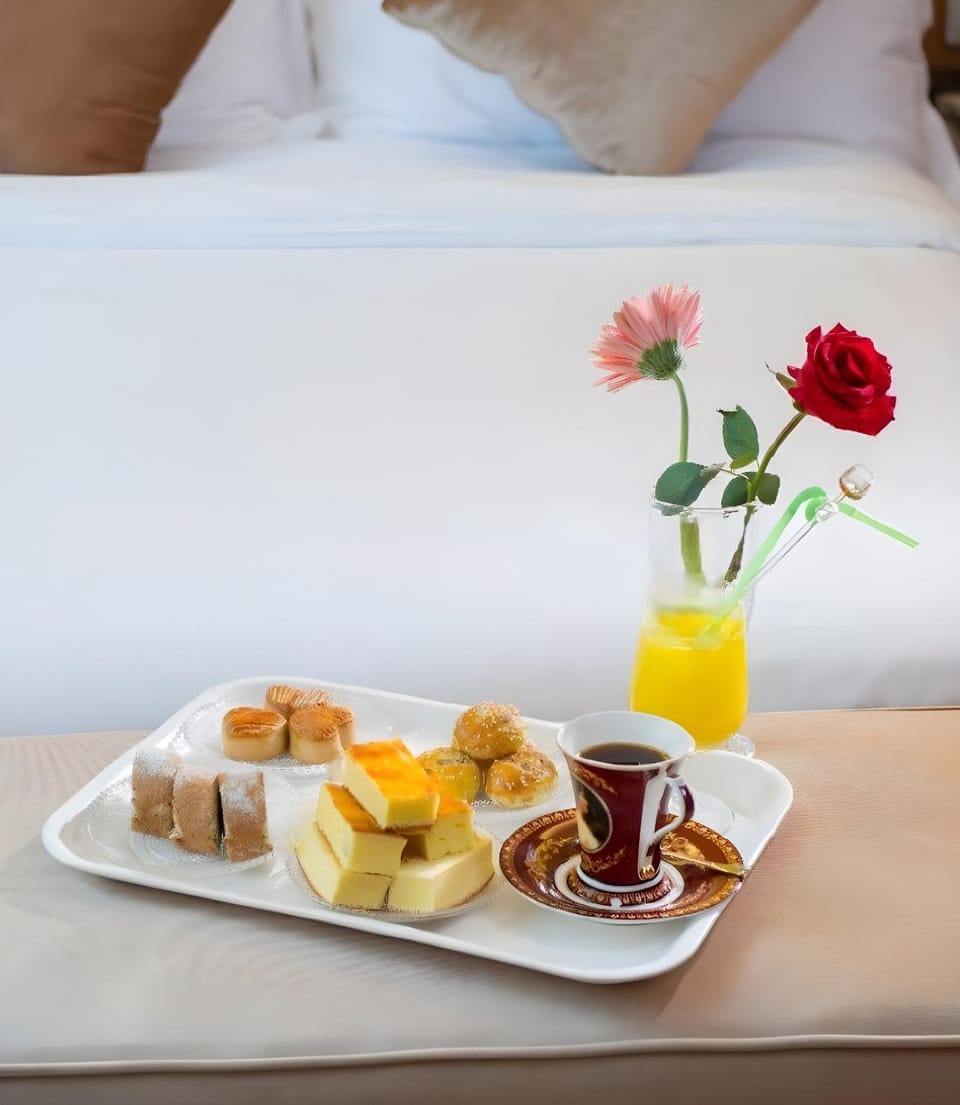 Vienna Hotel Shenzhen Dongmen Guomao subway station branch Hotel in Hong Kong