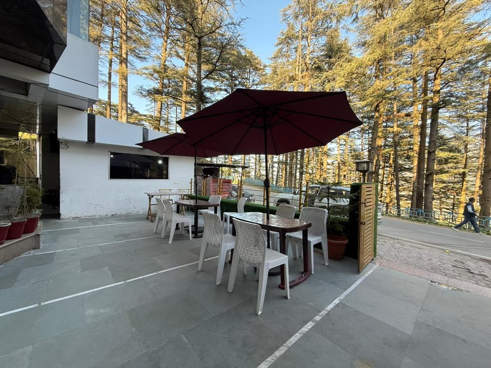 Hotel Royal Residency Dhanaulti Hotel in Uttarakhand