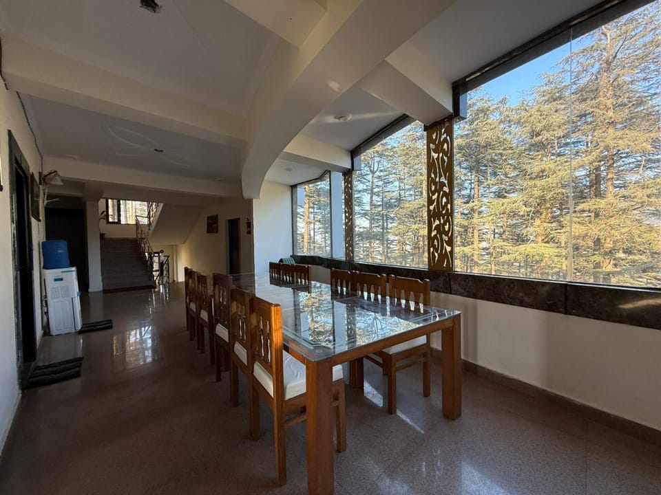 Hotel Royal Residency Dhanaulti Hotel in Uttarakhand