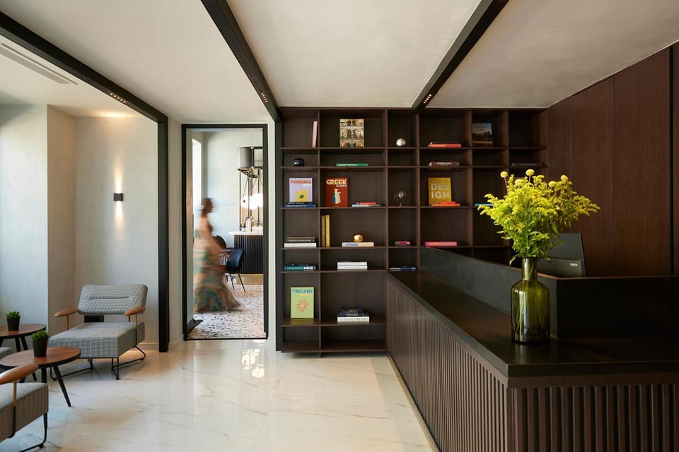The Port Square Hotel Hotel in Pireas