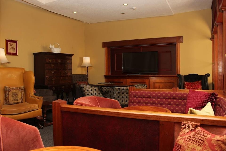 Old Kings Arms Hotel Hotel in Wales