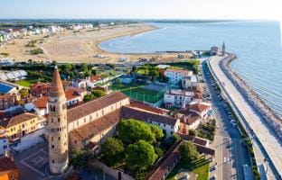 Great studio in a fantastic location by Beahost Rentals Hotel in Caorle