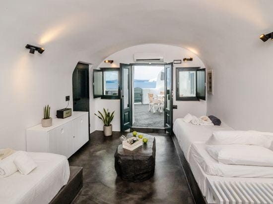 Callista Villa Hotel in Oia