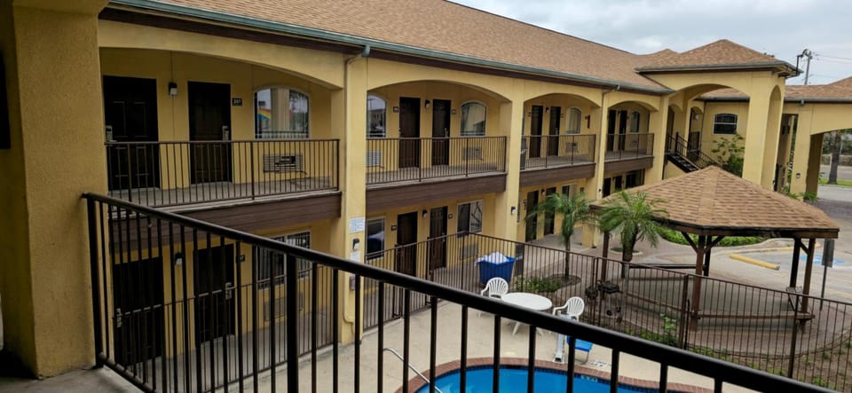 Texas  Inn Suites RGV Motel in Edinburg