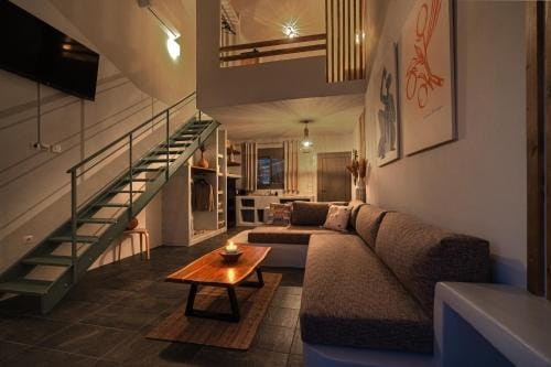La Perla Suites Hotel in Euboea