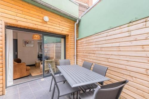 3 bedroom house with terrace near Lille Hotel in Lille