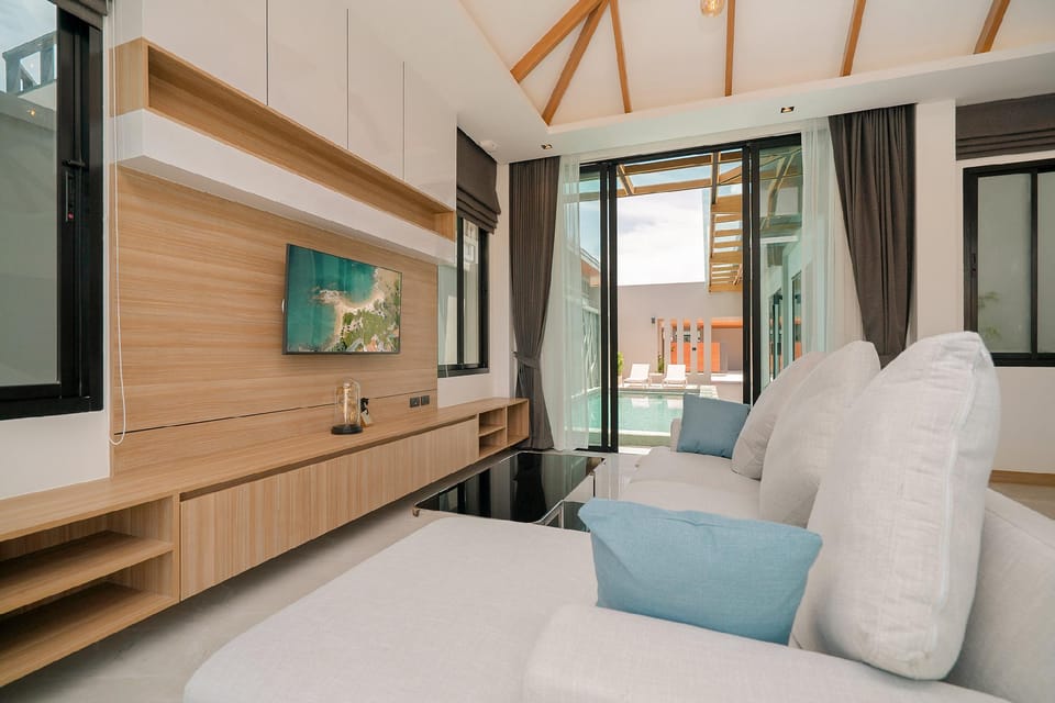 Separate living room