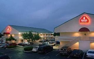 Homegate Studios & Suites San Antonio Medical Center Hotel in San Antonio