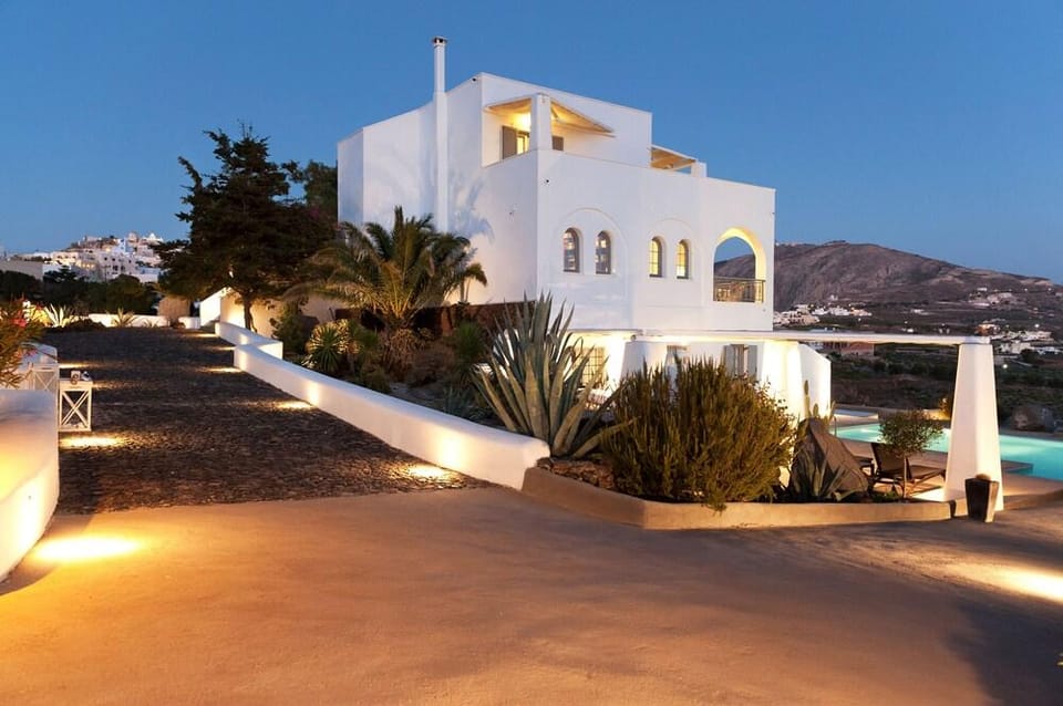 Christou Estate Hotel in Santorini