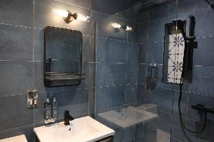 Hop Market - ensuite bedroom Hotel in Worcester