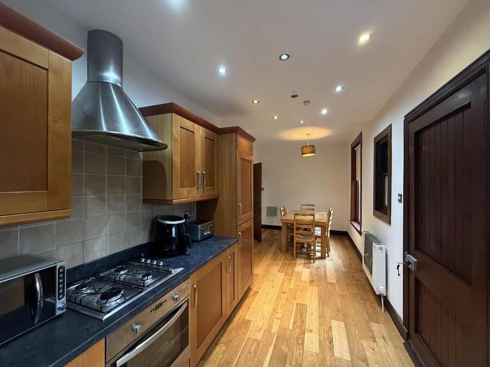 The Orchard Hotel Inn in Falkirk